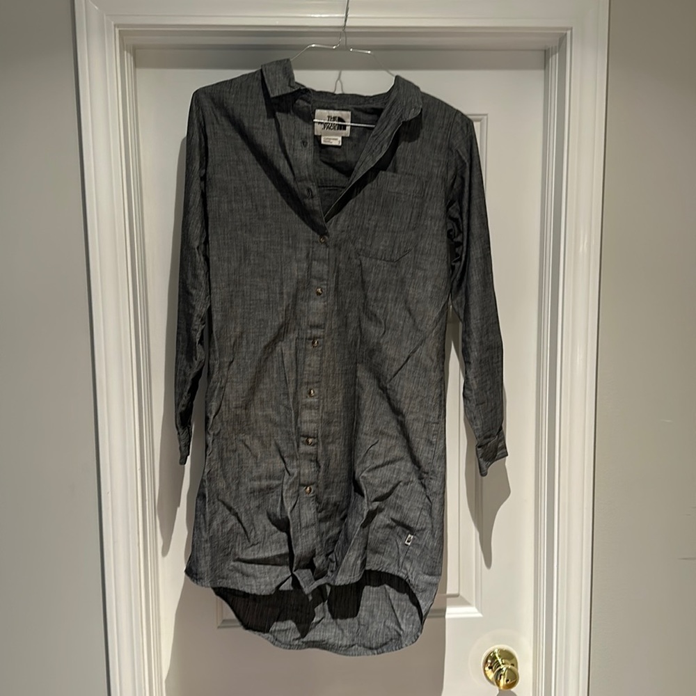 Woman’s north face dress/long shirt